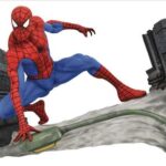 DIAMOND SELECT TOYS MARVEL SPIDERMAN WEBBING STATUE