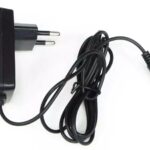 UNDER CONTROL NINTENDO NES CHARGER 2M