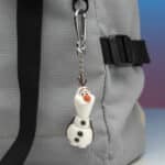 DISNEY FROZEN 2 OLAF BACKPACK KEYCHAIN